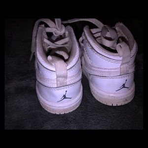 Toddler Nike Air Jordan’s white US 5C